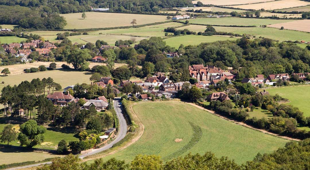 Best Guided Walking Tours in the UK: Explore Britain at Your Own Pace